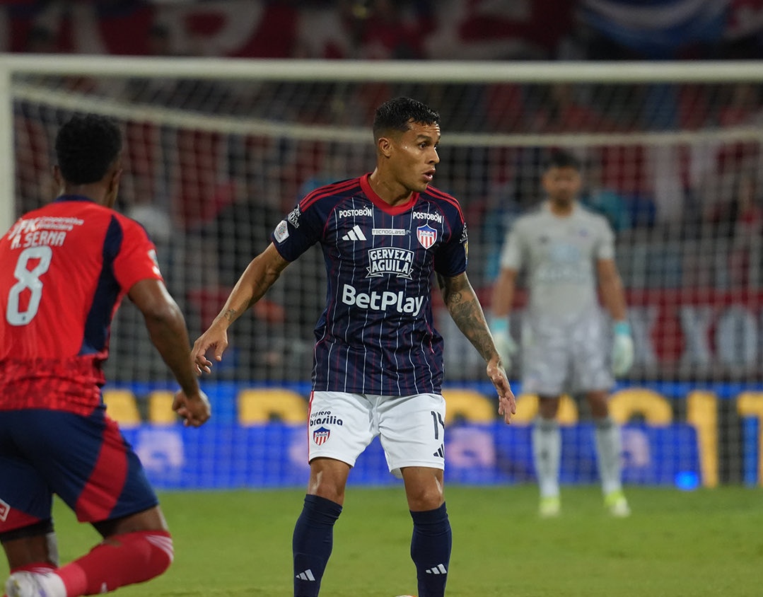 elambito tweet media