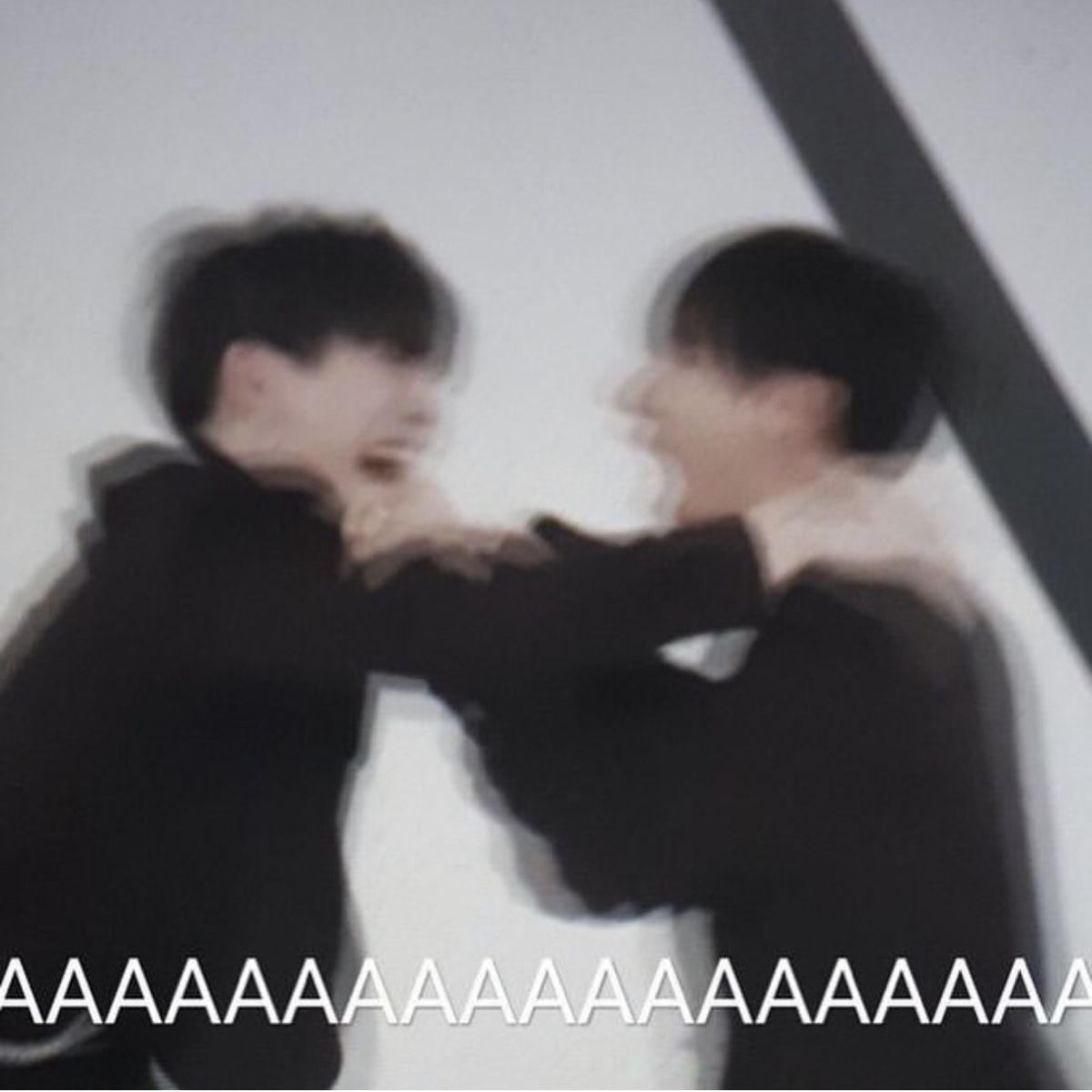 Quien de aquí estará presenciado su primer Comeback ?!? Tengo curiosidad, comenten 

ARIRANG OUT NOW
SWIM OUT NOW
BTS IS BACK
RETURN OF THE KINGS
#SWIMTOARIRANG
#ARIRANGISHERE 
#BTS_ARIRANG
#BTS_SWIM