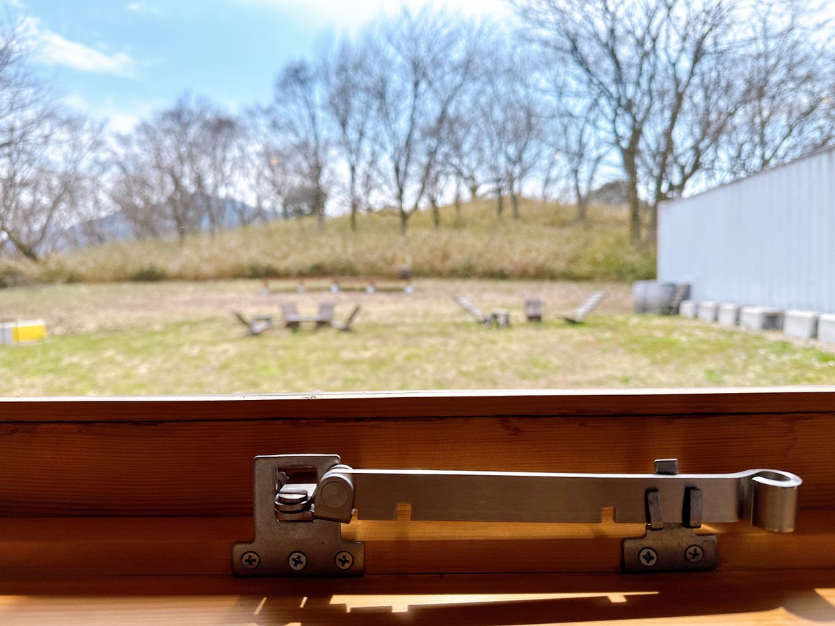 ヴェトロ tweet media