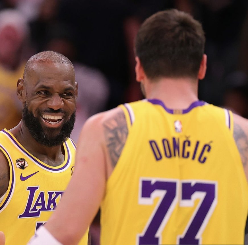 BronMuse tweet media