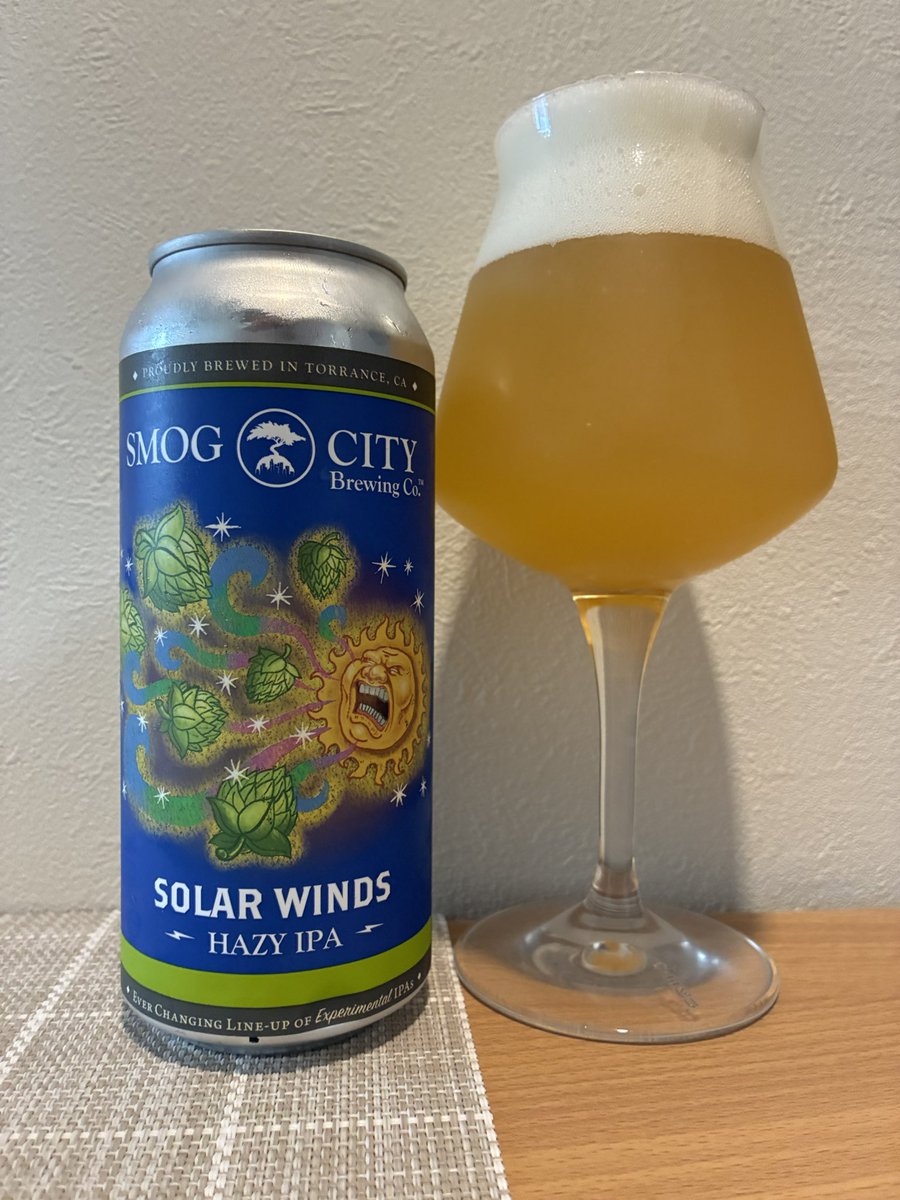 ryujit1014's tweet image. 本日の逸杯^_^
米国、Smog City BrewingさんよりSolar Winds。メロン、グァバにほんのりマンゴーのトロピカルな香り。強めの苦味、柑橘の酸味。柔らかな甘味と仄かな樹脂フレーバー。クリーミーでもあり、ジューシーでもあり🍻🍻🍻🍻
#smogcity
#solarwinds 
#hazyipa
#ipa
#beer
#craftbeer