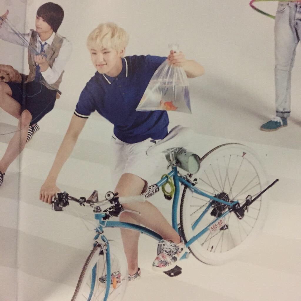 sammie 𖤓 tweet media