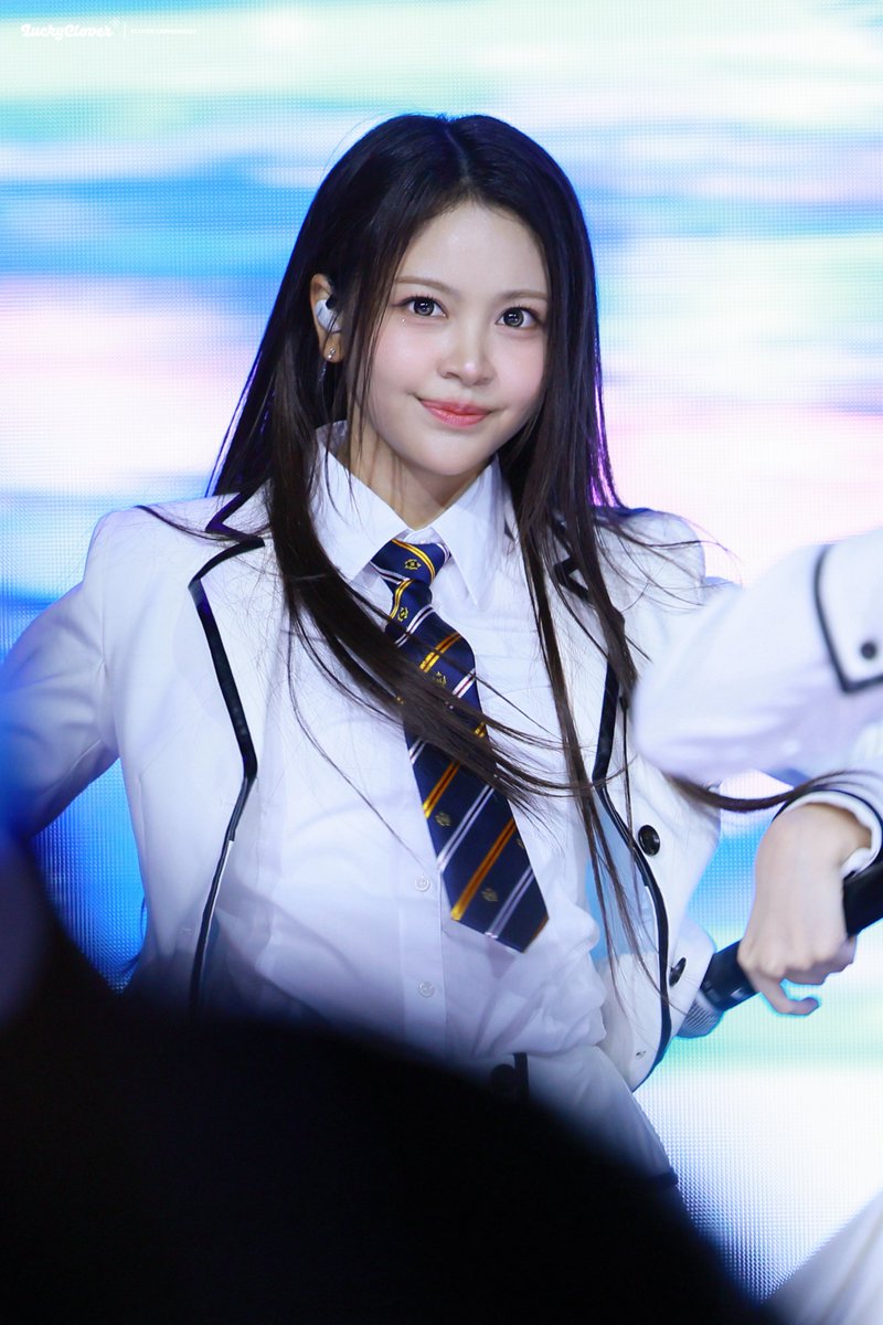 Lucky clover tweet media