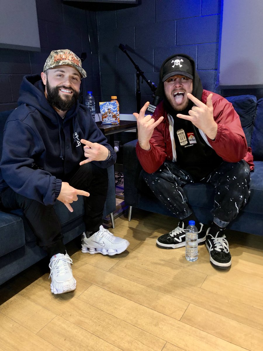 Johnny I Pro tweet media