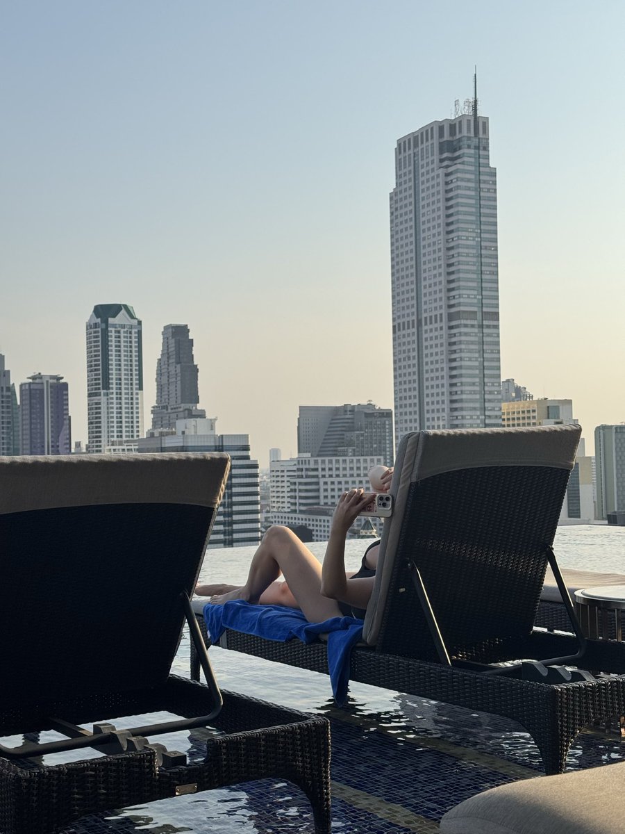 stop suicide! tweet media