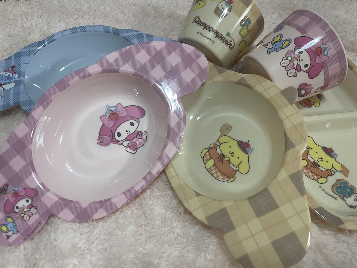 ダイソーで可愛すぎるサンリオの食器ゲット🥺 個人的にこの食器