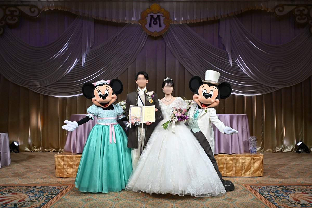 43_m33's tweet photo. 昨年12月、世界で一番大好きな場所で結婚式を挙げることができました

あっという間に3か月経ってしまったけど、たくさんの思い出のおかげで全然寂しくならずに過ごせています😌✨
夢を叶えてくれたたぞえさん、そして温かく見守ってくれた家族や友達のみんなに本当に感謝しています🥲💓 https://t.co/bClumGZkRW