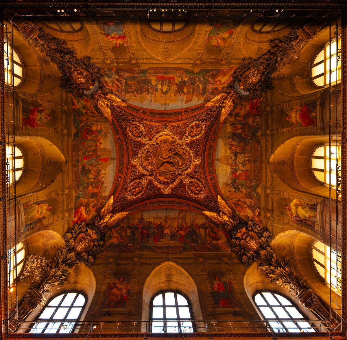 toorunal's tweet photo. Louvre Museum, Paris

#leicaphotography #museum #ceilingart #art #leica #louvre https://t.co/ls8RVFL9et