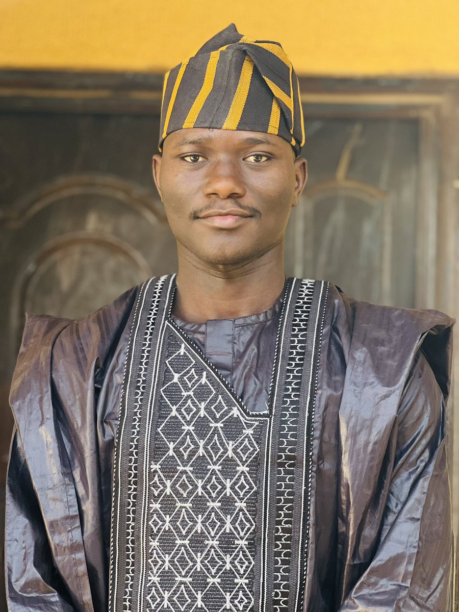 Goringo ⚡ tweet media