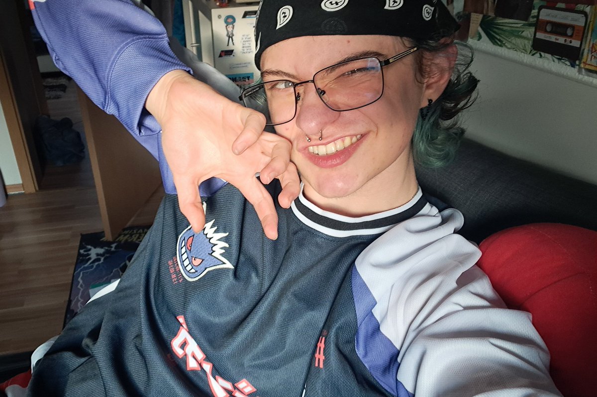 kit ITS DJ DAY tweet media