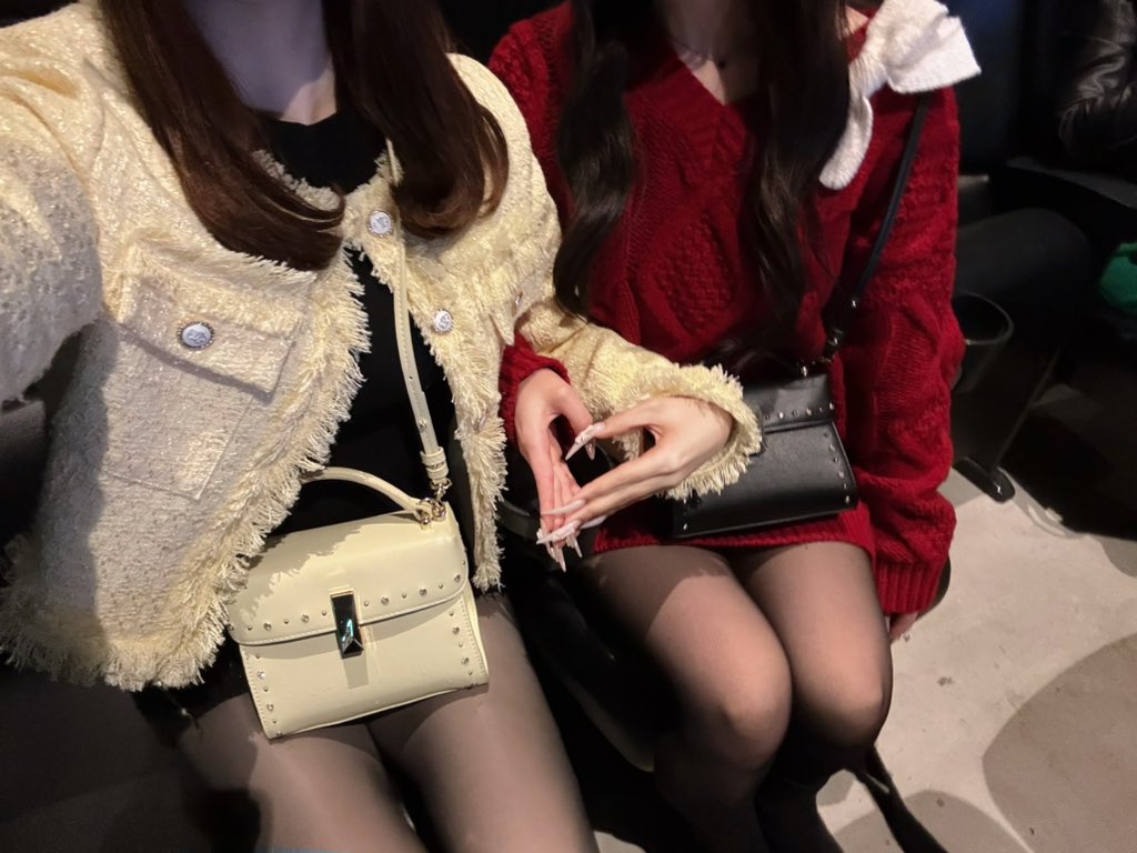 🐣︎💕︎ tweet media