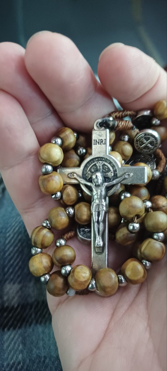 FE y más FE tweet media