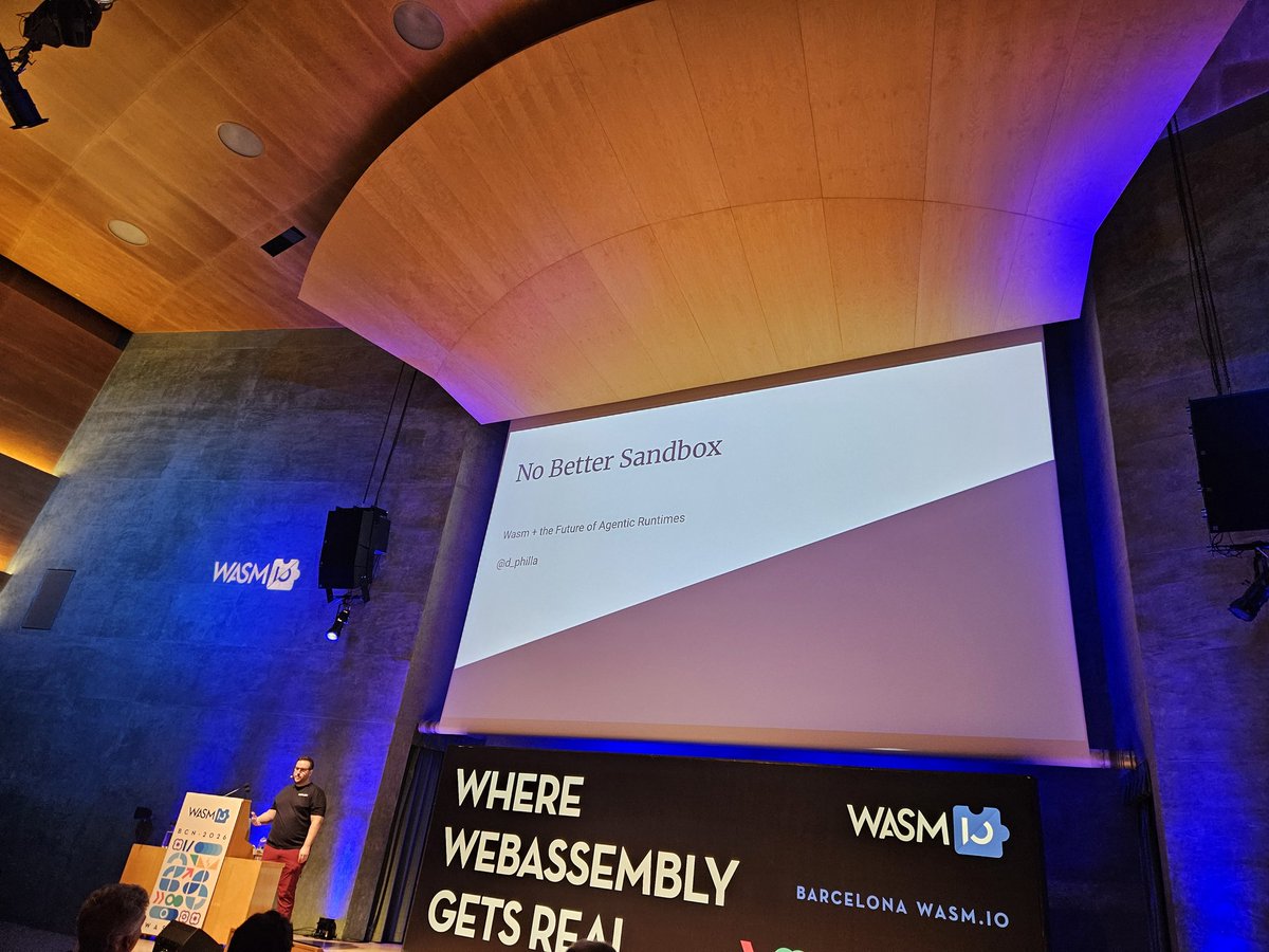 Edoardo Vacchi tweet media