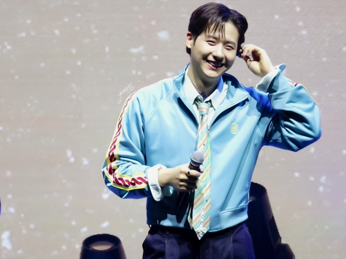 250621 [FLY WITH LIGHT] IN TAIPEI²¹

#B1A4 #비원에이포 #CNU #신우
<a href="/B1A4_CNU/">신우</a>
