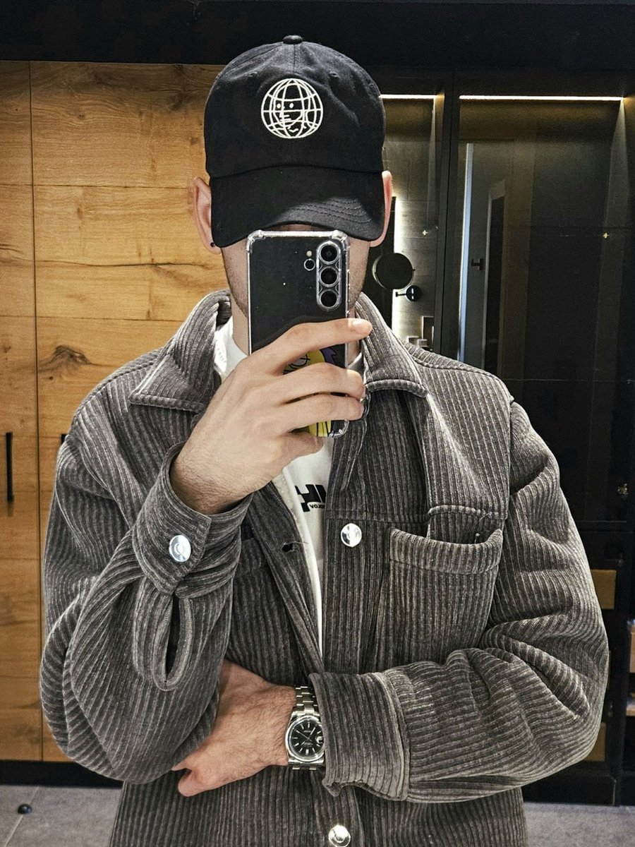 Non-Playable Clothing tweet media