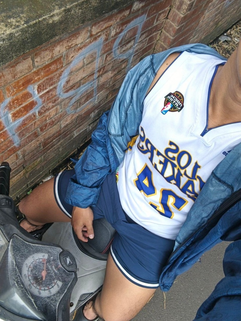 BUKAN BASE RATED tweet media