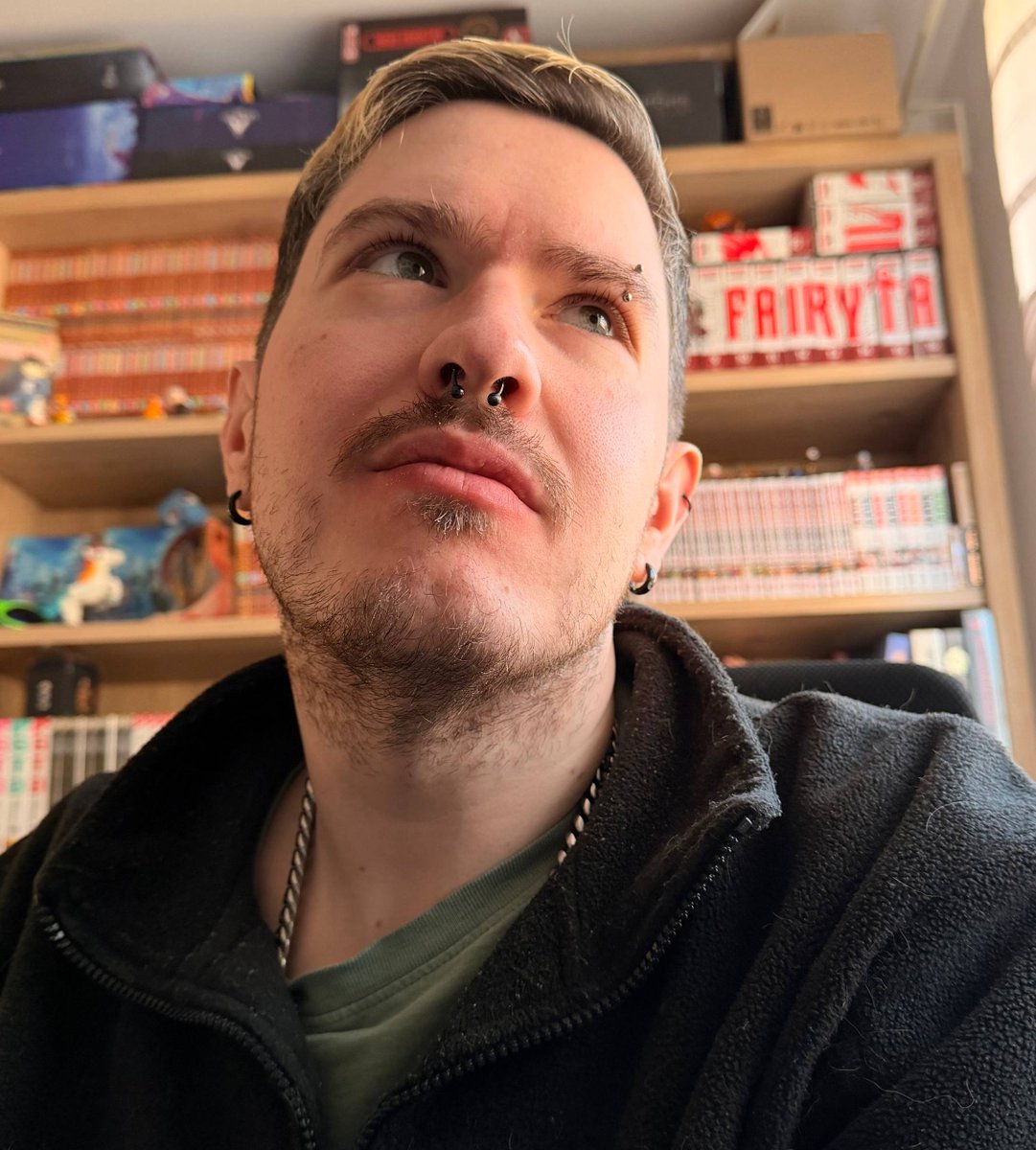 Das Clüs tweet media