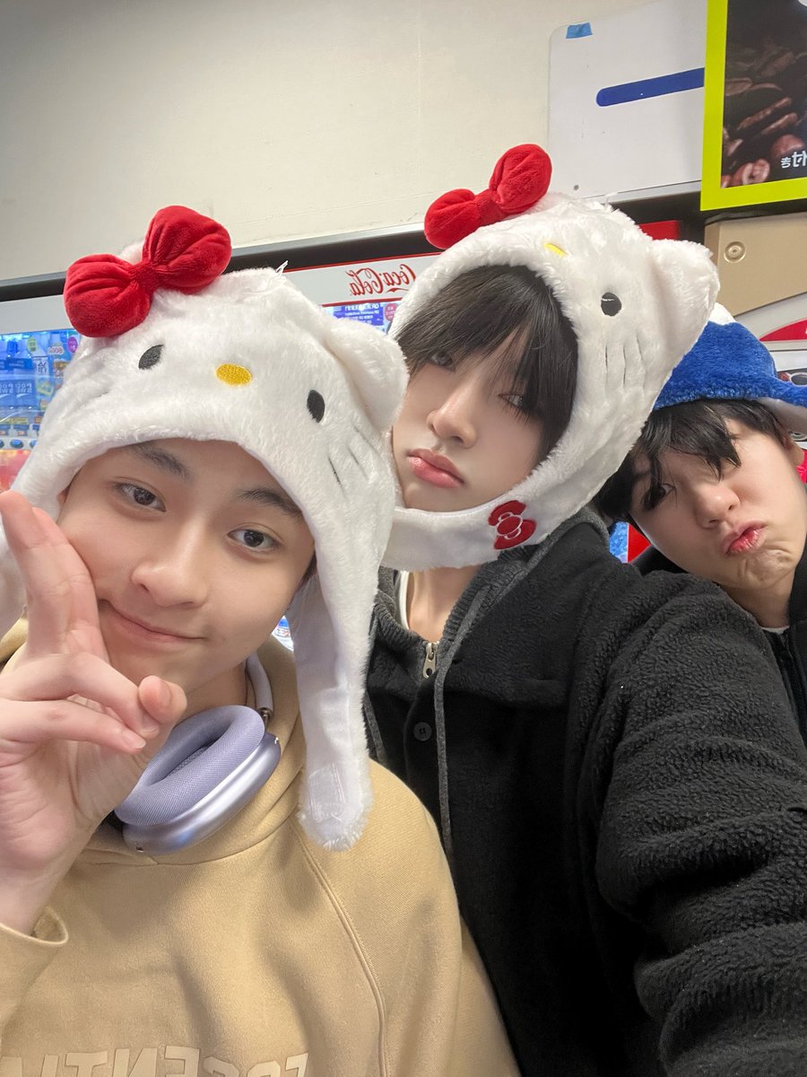 Ottoottoo tweet media