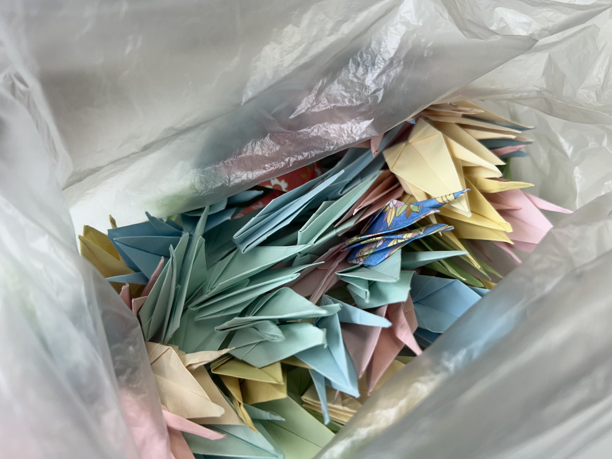 japantrading_jp's tweet image. A small origami crane, carrying wishes for healing and peace.

Full Story
 japan-trading.blogspot.com/2026/03/origam…

#OrigamiCrane #Peace #PrayForHealing