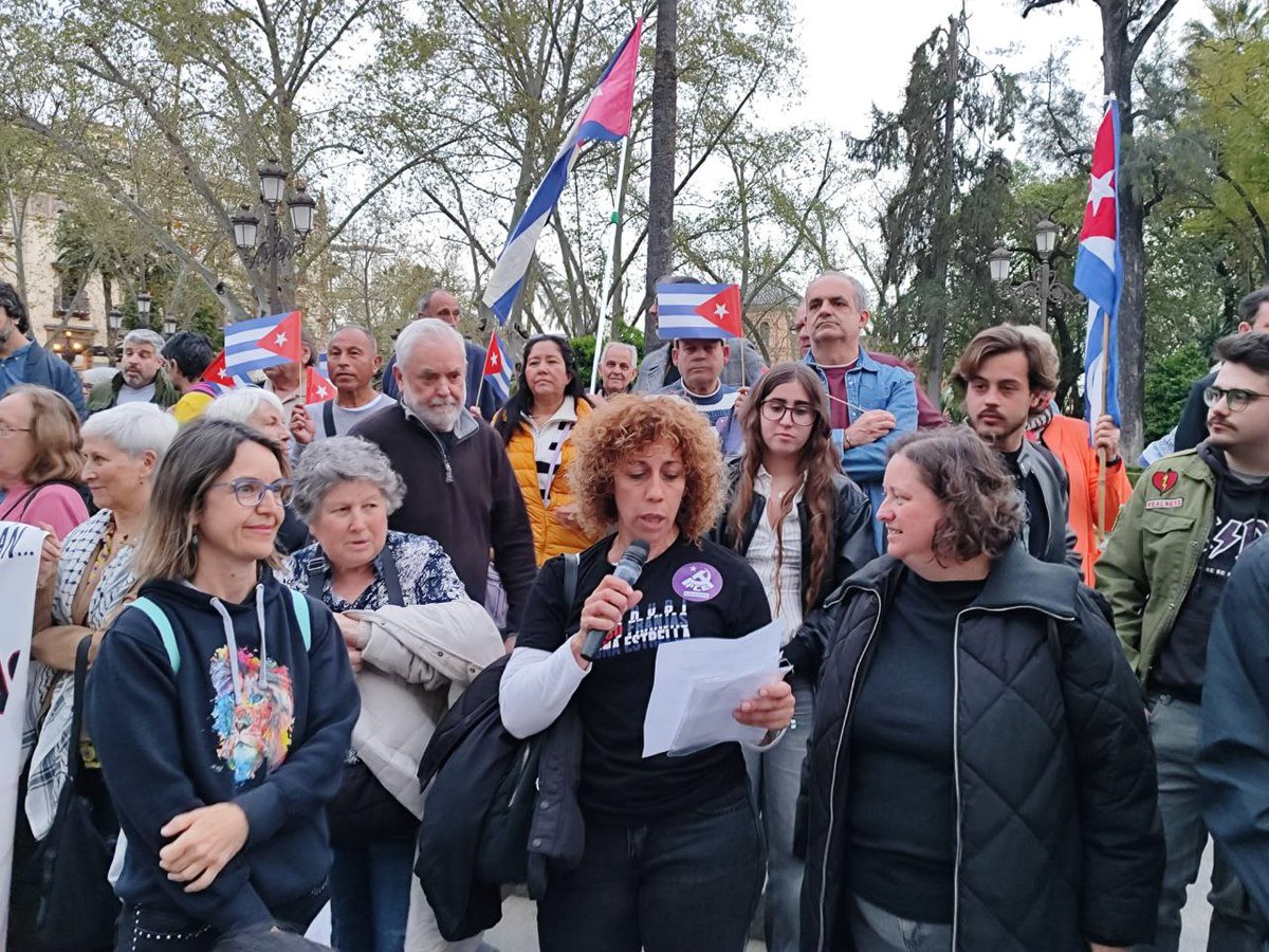 IU Sevilla ciudad🔻 tweet media