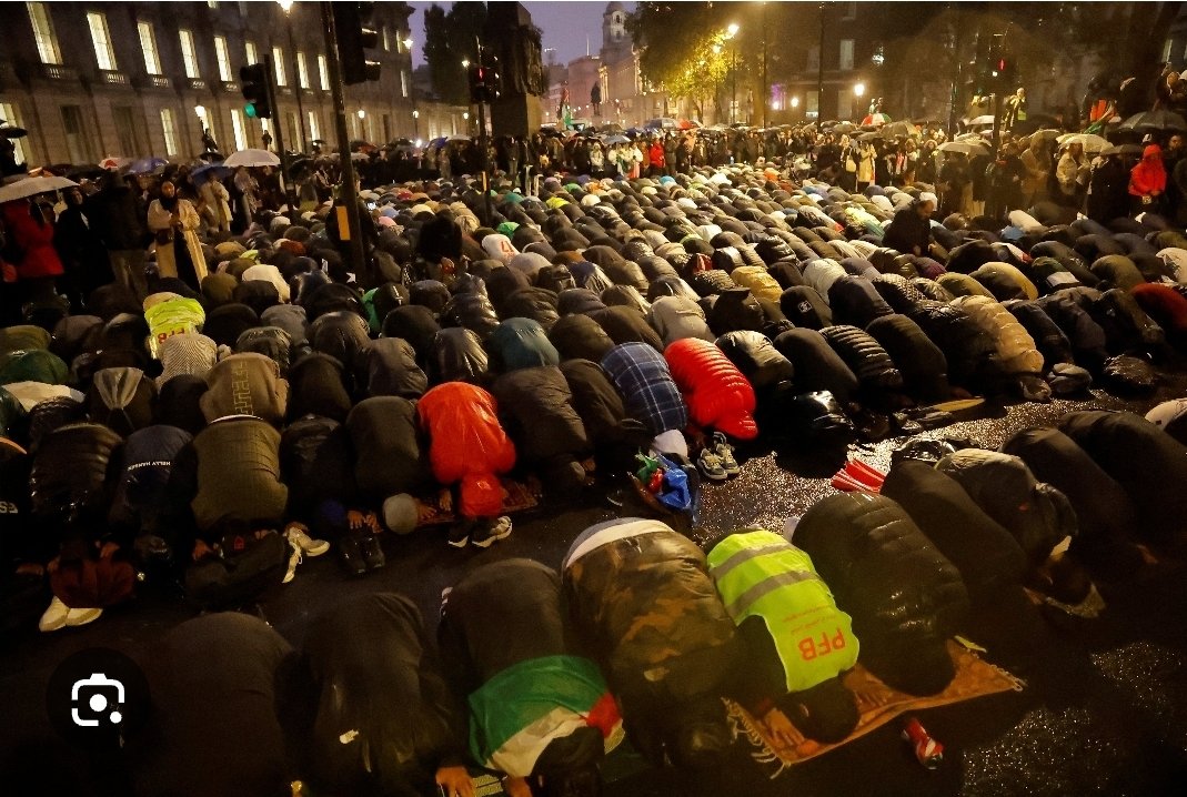 ScepticalSista tweet media