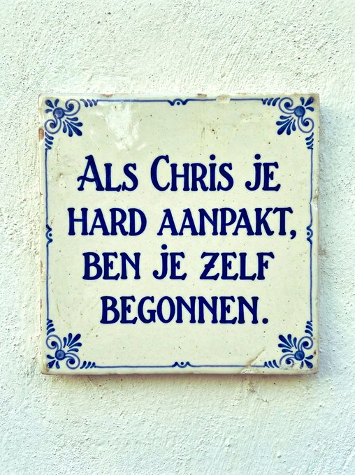 Maanlamp tweet media