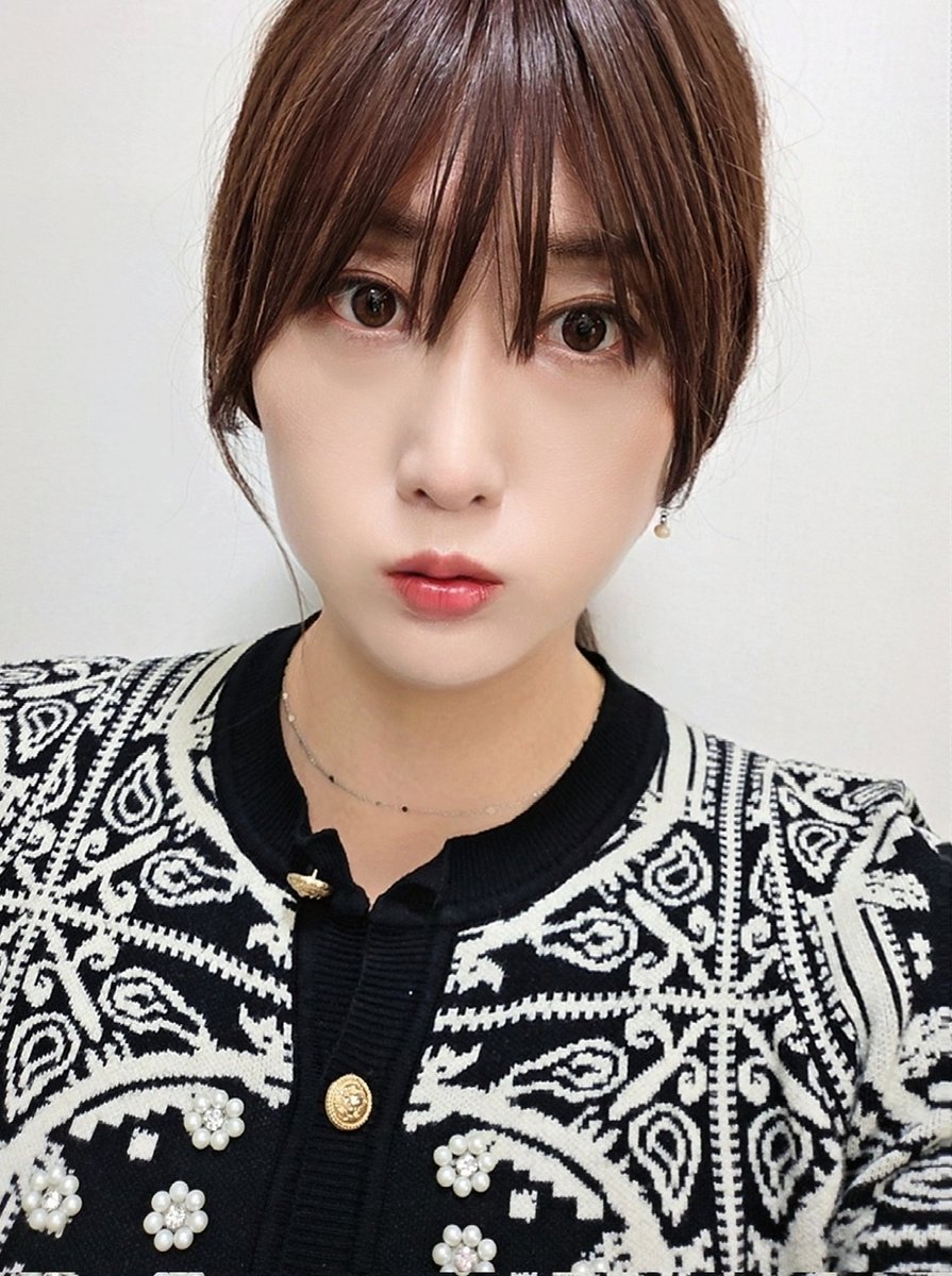 김지은 tweet media