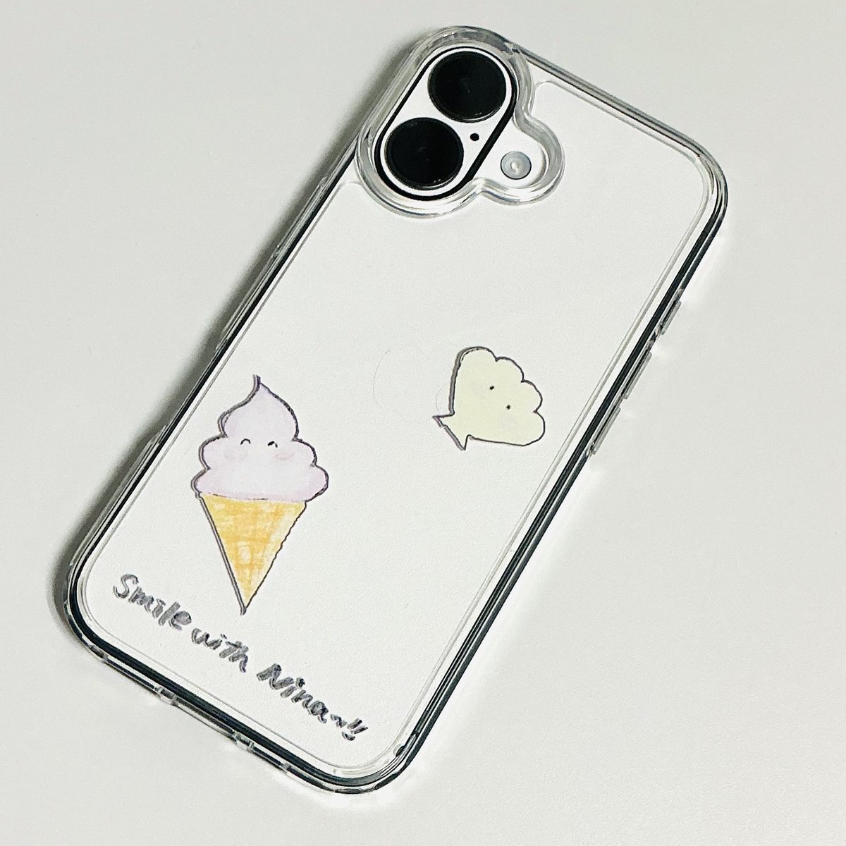 スマホの色が推しのスマホカバーと合わないっていう方は、スキンシール使うといいですよ。私はグレーのスマホだったので、にぃたんカラーの白🤍のスキンシール貼っていい感じになりました！
#日向坂46 
#坂井新奈