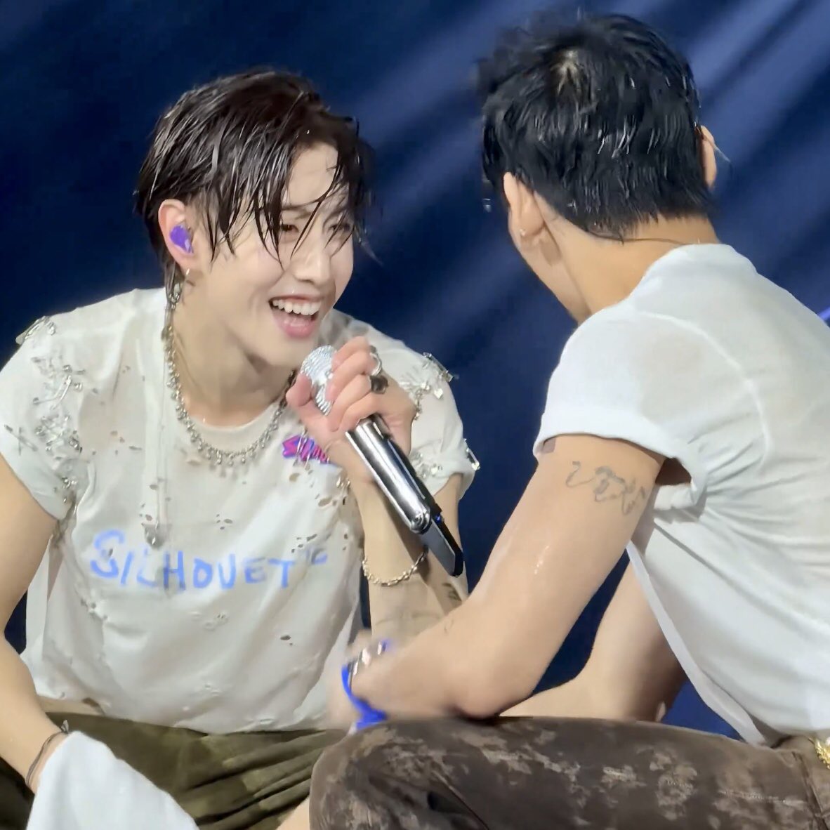 gifzyMT93's tweet photo. เฉลยหน่อยค่ะว่าใครเป็นคนเริ่มชอบก่อน 🫣 https://t.co/T3hPlHmsvl