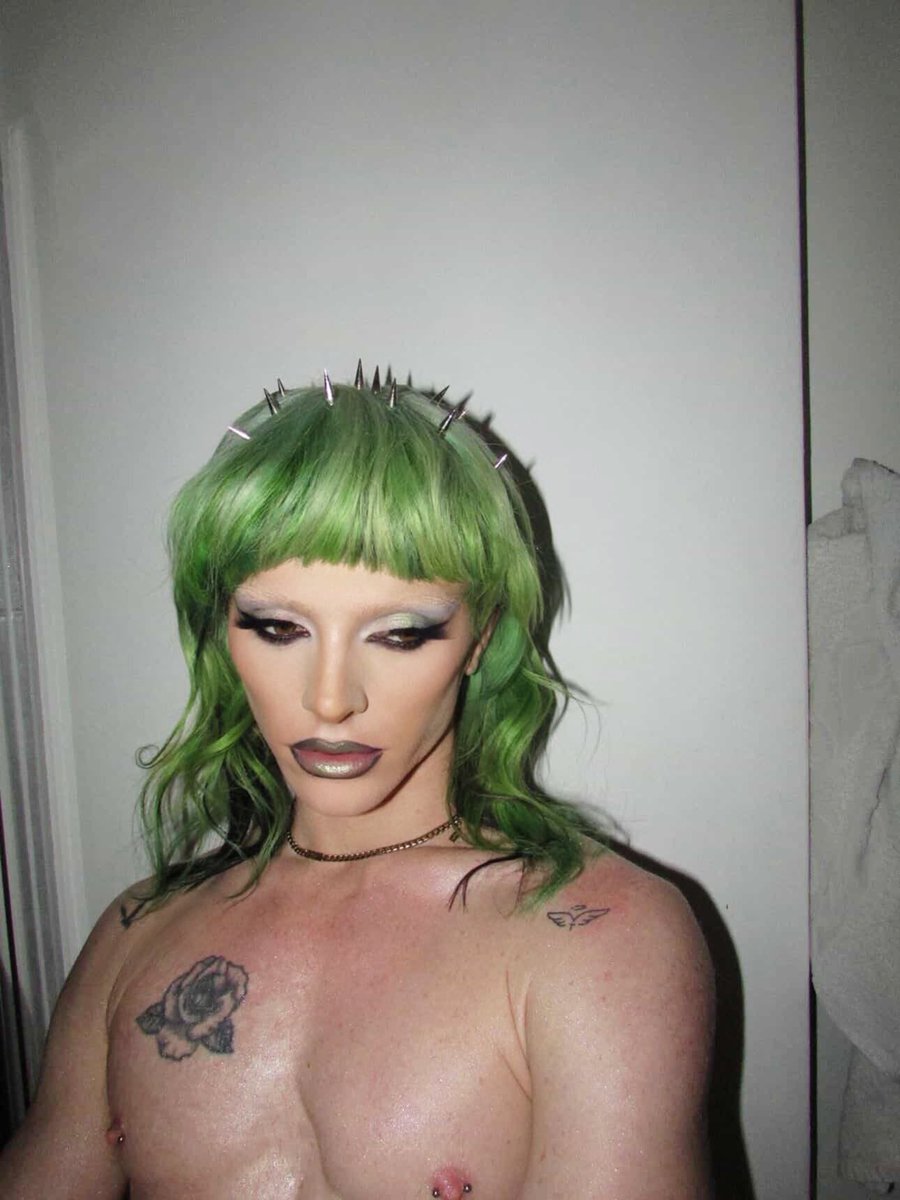 BÎмÎηÎ tweet media