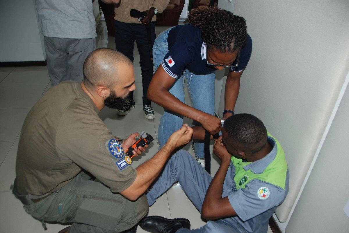 EUMAMMozambique's tweet photo. #EUMAMMOZ #CTAD assigned through @Eurogendfor conducted specialised training on “Security Procedures in Risk Situations” for the @UNODC team in #Mozambique, aimed at strengthening their individual awareness & preparedness to respond to unexpected incidents. https://t.co/77W8lnviDg