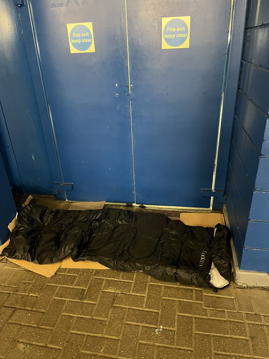 Phill Spector tweet media