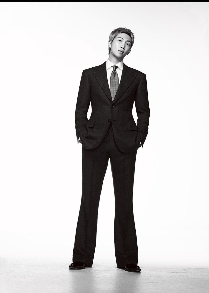 sodyna18's tweet image. [ 🆕📷 ] #BTS " Arirang" x Line Music Individual Photo (1/2)

#RM #JIN #SUGA #JHOPE 
#BTS_ARİRANG 
#BTS_SWİM