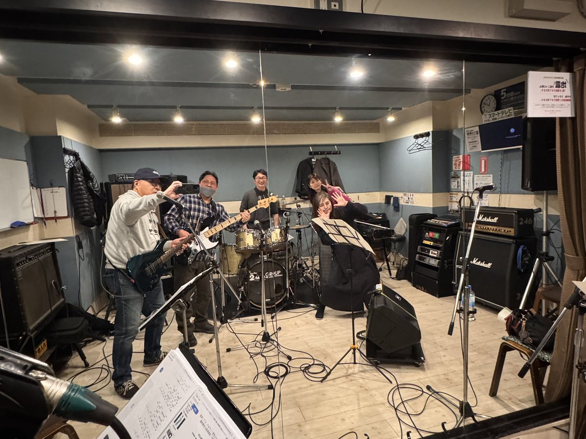 hokusetsumellow's tweet photo. いよいよ来週3月28日（土）に初ライブを迎えます。本日はライブ前最終リハでした♪皆さま是非お越しくださいませ🤗

2026年3月28日（土）
12:30 OPEN / 13:00 START

-umed- ALWAYS
大阪市北区野崎町6-8-B1

【charge】
無料（別途1drink要）

Hokusetsu Mellow Clubの出番は
14時20分頃の予定です！ https://t.co/D67fKQ7zDh