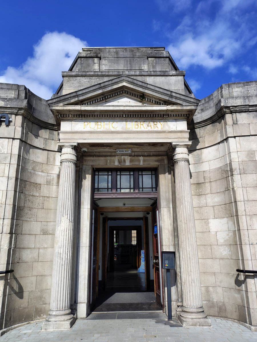 Manchester Libraries tweet media