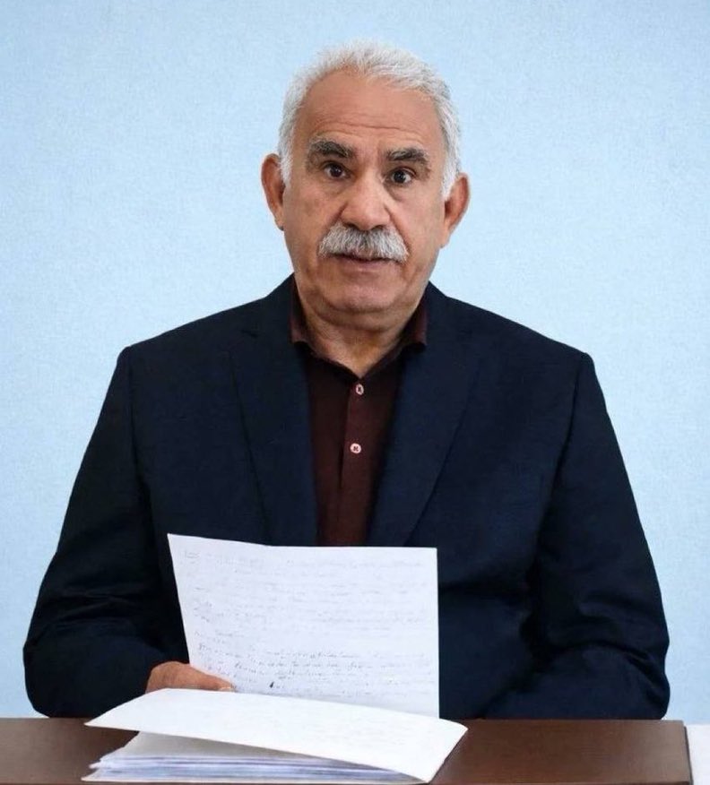 gokceekatuun's tweet photo. Bebek Katili Abdullah Öcalan'ın serbest bırakılması için imza kampanyası başlatıldı. https://t.co/eYftSbgHYf