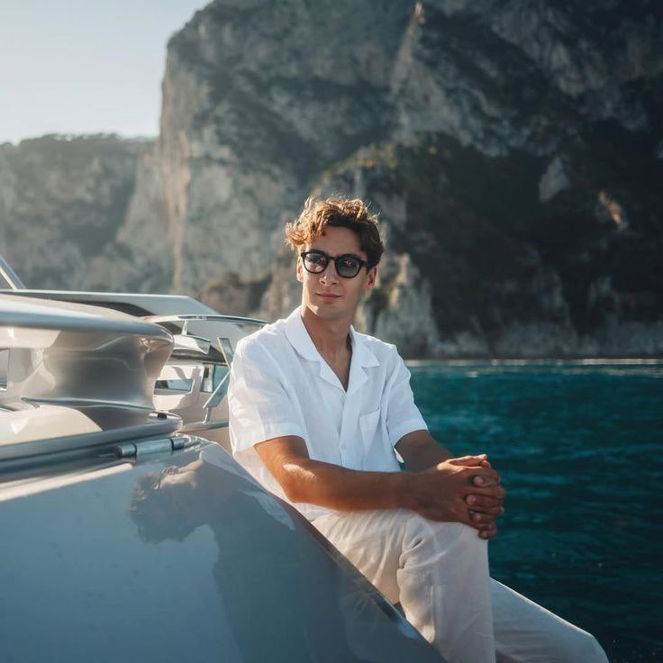 hottberrywine tweet media