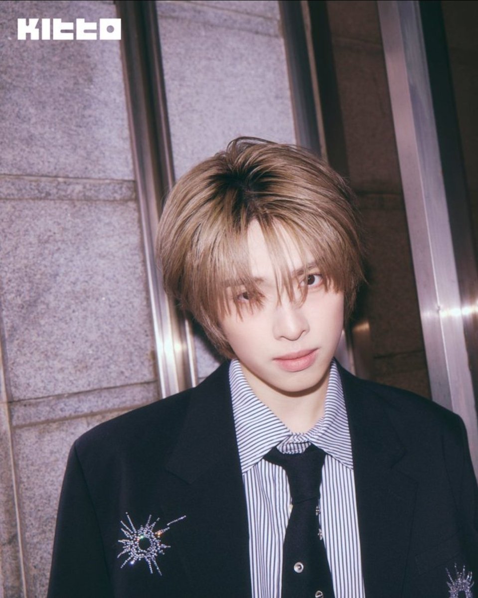 DEAD AND ⛓️bèa★ tweet media