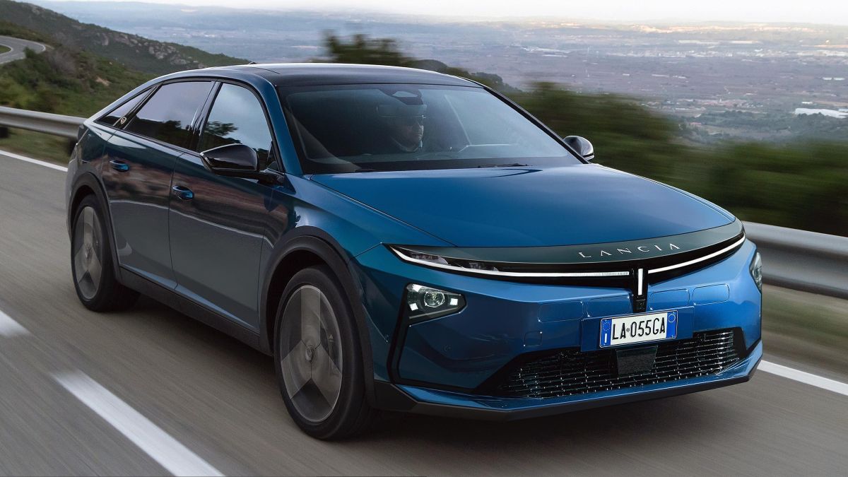 Alex Xplore tweet media