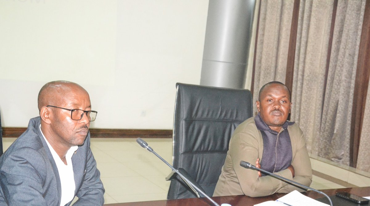 RCARwanda's tweet image. Nyuma ya @Gasabo_District, #RCA yatangije Ihuriro ry’Amakoperative (#DCF) muri @Nyarugenge rigamije kuganira ku iterambere ry'amakoperative,hagamijwe kunoza imikorere,imiyoborere n'imicungire ya koperative. 

Hanatowe Komite Nshingwabikorwa n’abagize Inteko rusange y’iryo huriro.