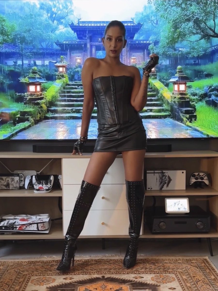 Queen Trish tweet media