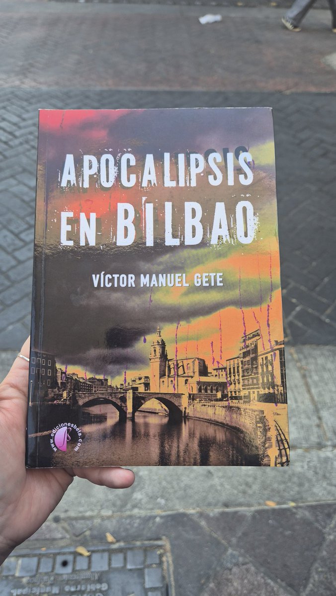VicGete's tweet photo. Fotos que me mandan de #ApocalipsisenBilbao #terror #zombies #novela #Bilbao ¡Gracias! https://t.co/cqNLY4pBJm
