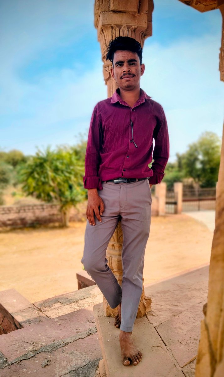 सरकारी मास्टर BSTCधारी tweet media