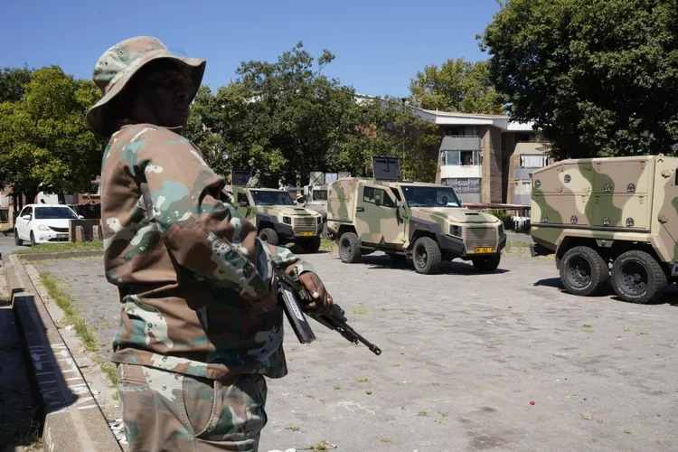 Mike the Warthog tweet media