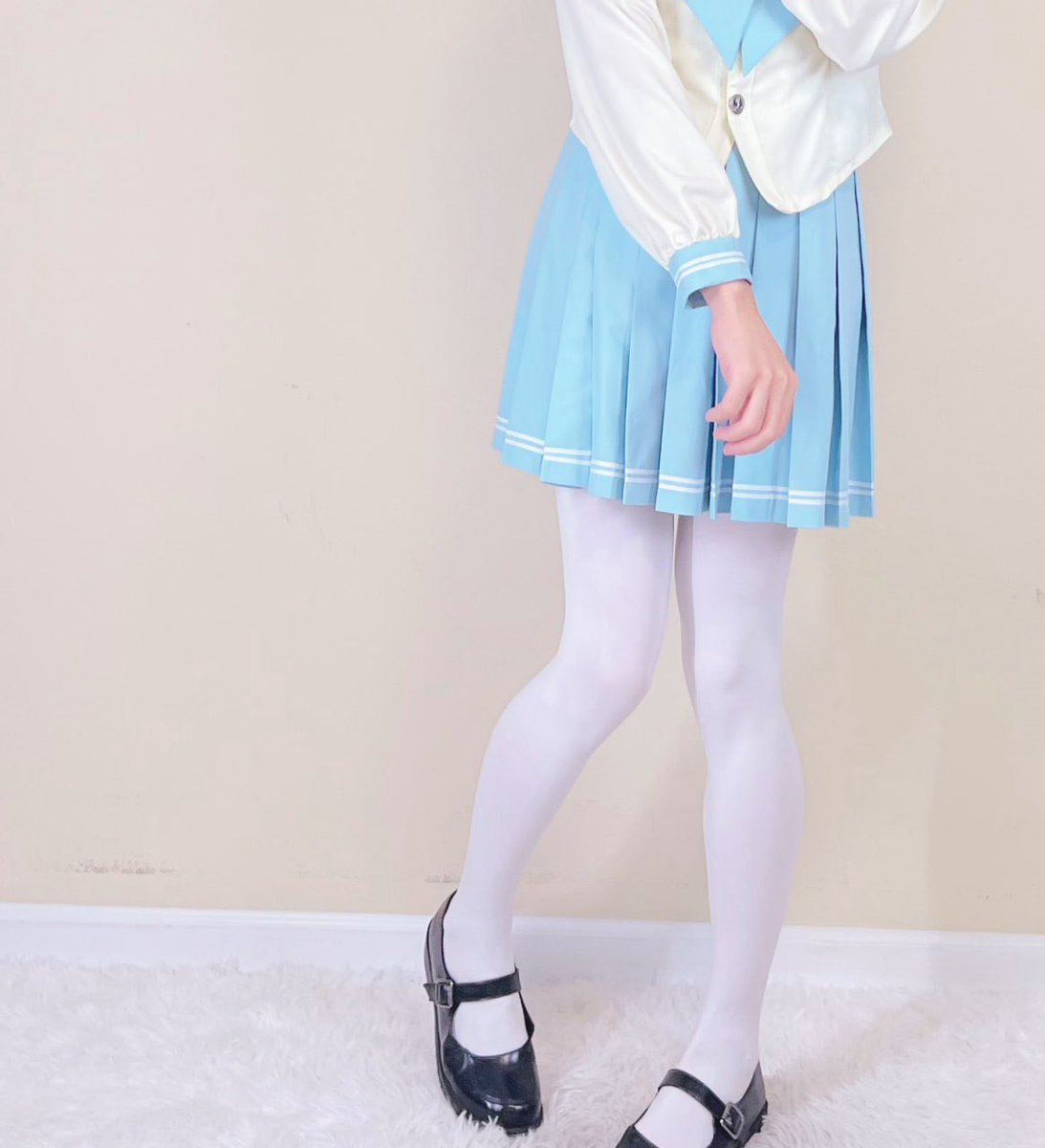 _虚拟主唱 tweet media