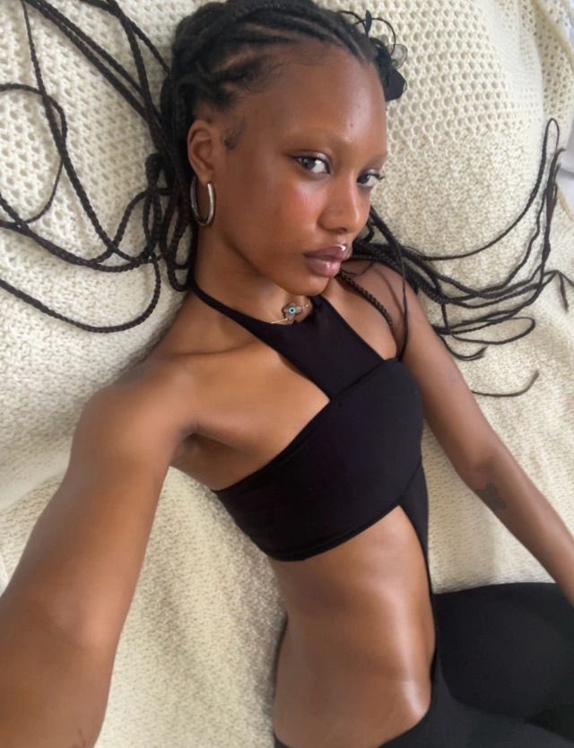 nel | edtwt 🥥 tweet media