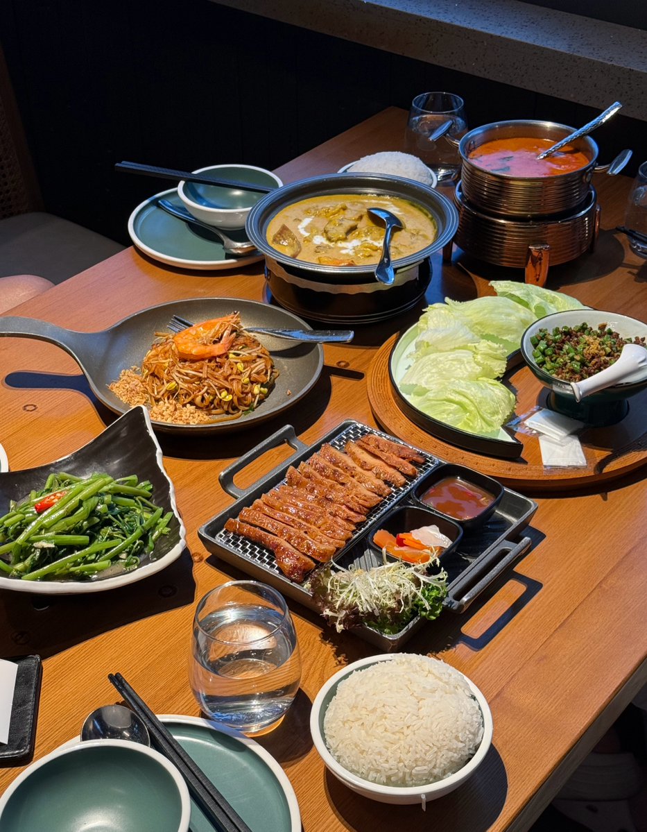 Cornelia tweet media