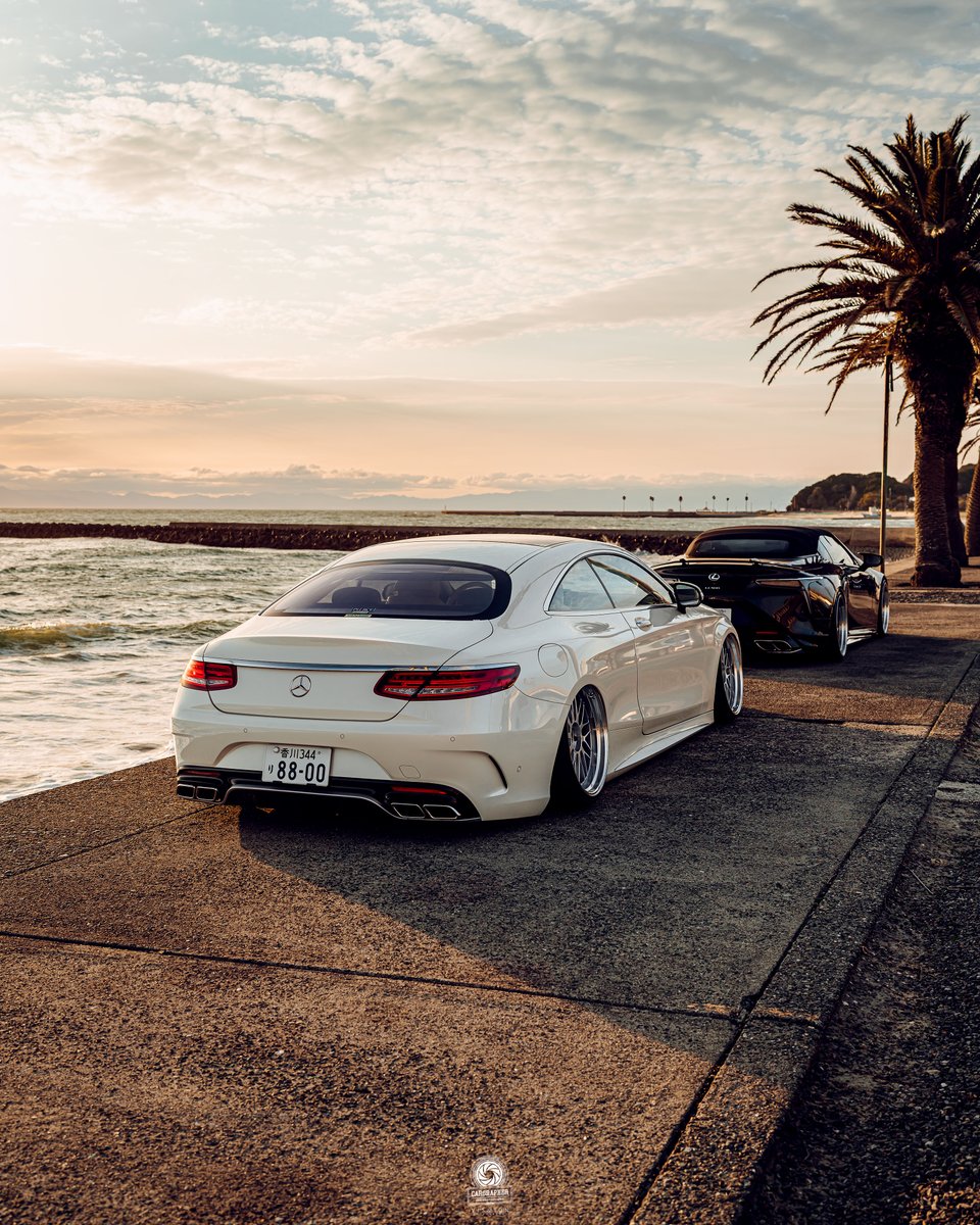 J 👁△ tweet media