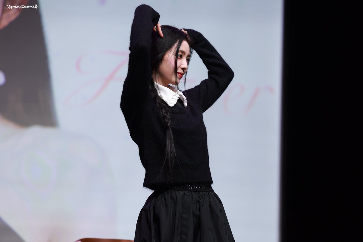 KHidemune00's tweet photo. 𝟐𝟒𝟏𝟏𝟑𝟎 𝐌𝐁𝐂 𝐌𝐮𝐬𝐢𝐜 𝐂𝐨𝐫𝐞 𝐌𝐢𝐧𝐢 𝐅𝐌

🚨IRENE 1st Album Comeback D-10

#IRENE #아이린 #RedVelvet
#BiggestFan #IRENE_BiggestFan 
#우리는_주혀니의_BiggestFan https://t.co/8uDTrN8KBf