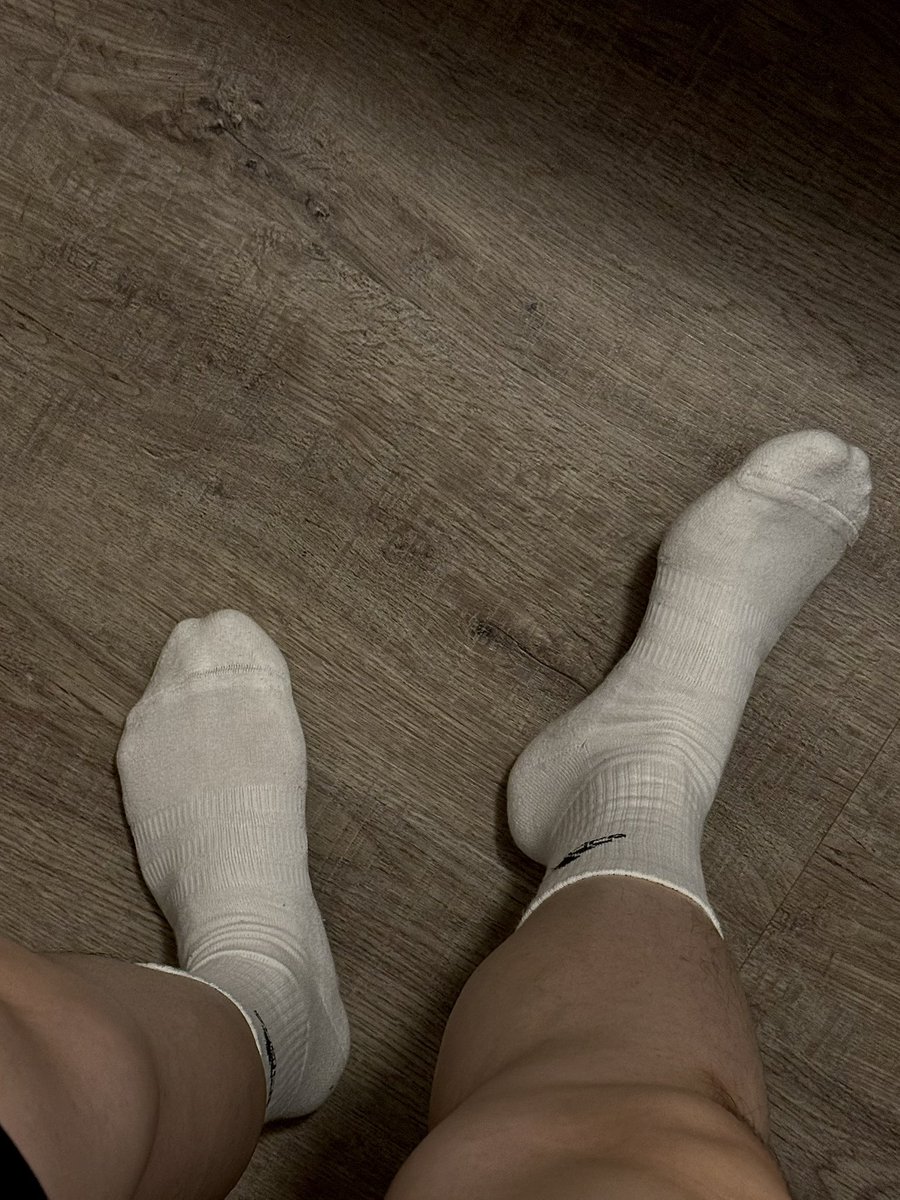socks_joker tweet media